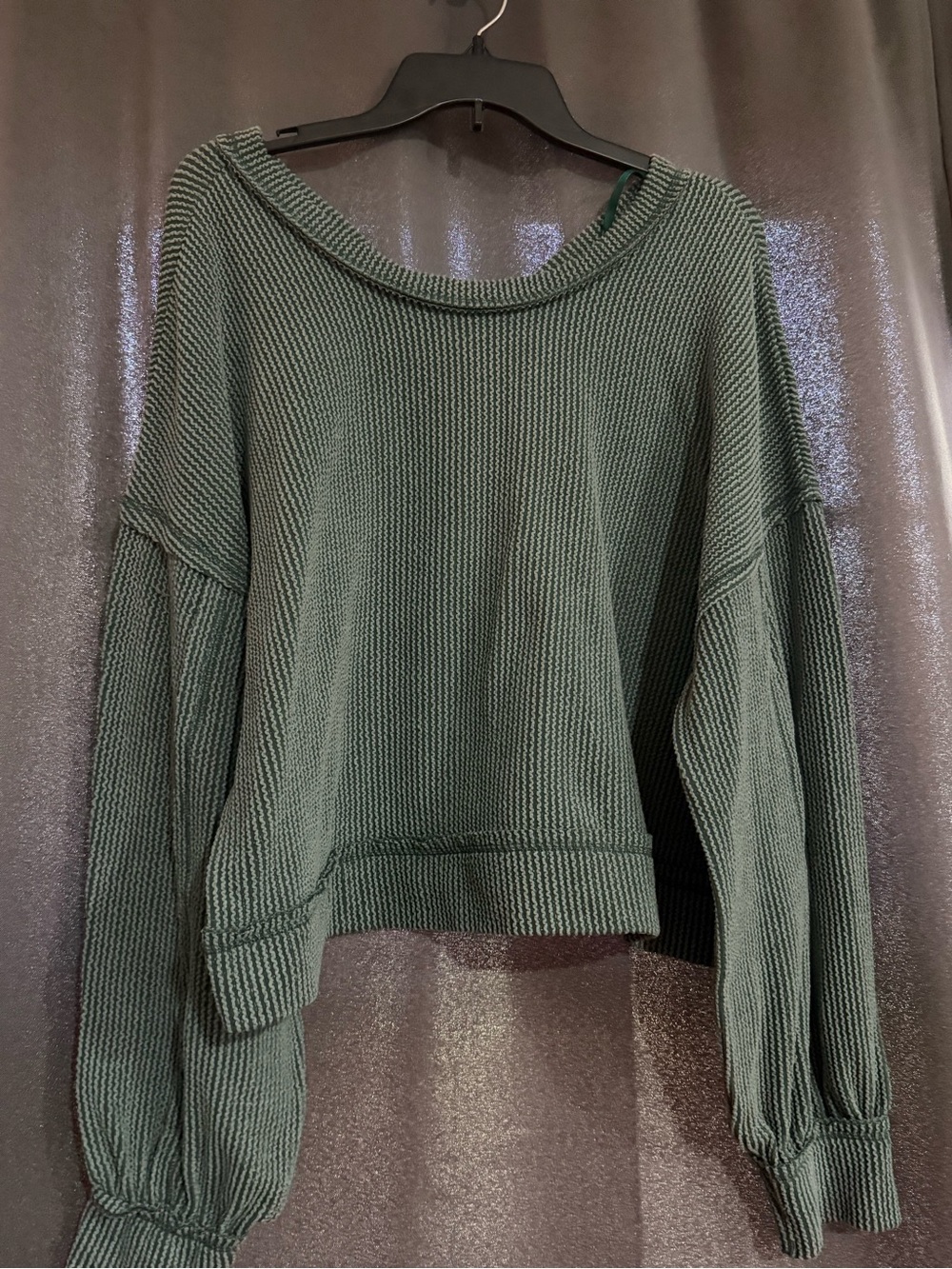 New in Women's Oversized Knit Sweater - Green